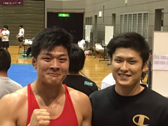 帝塚山大学、島田選手と３年上高選手
