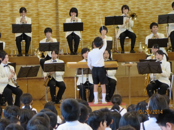 ◆小さな指揮者も大活躍！立派にオーケストラをコントロールしました!!