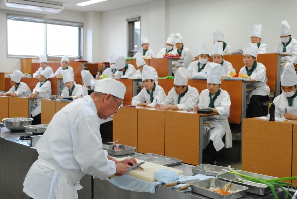日本料理：調理実習　[調理科2年]