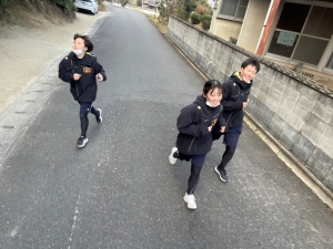 新年恒例坂登り初詣