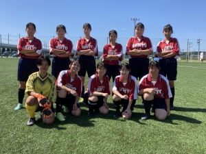 女子サッカー部 公式戦デビュー!