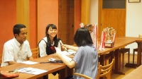 インタビュー中
