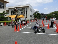 本校前庭が試走会場でした。