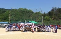 カワイイ 小学生達に囲まれ！