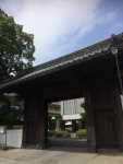 藩邸の名残り 西条高校入り口