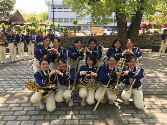 ハートランド倉敷マーチングパレード 学年別集合写真 吹奏楽部 文化系 部活動 おかやま山陽高校