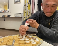 へへへっ…