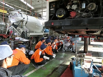 自動車科2年 工場見学 自動車科 学科 コース最新ニュース おかやま山陽高校