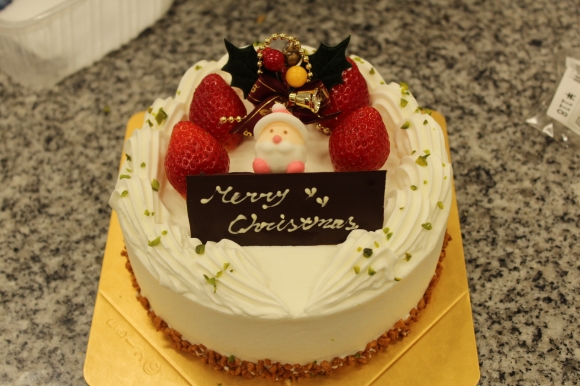 製菓科３年　クリスマスケーキ作成