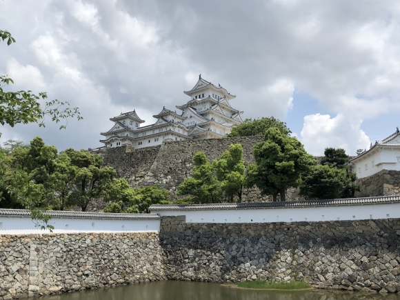壮大な世界文化遺産・姫路城！