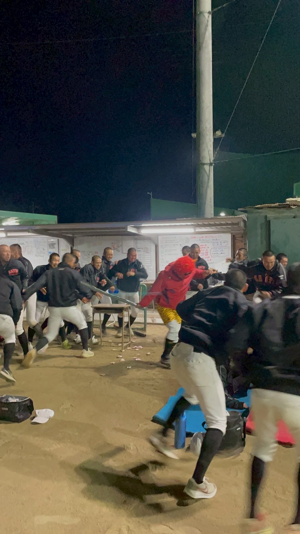 鬼は外、福は内