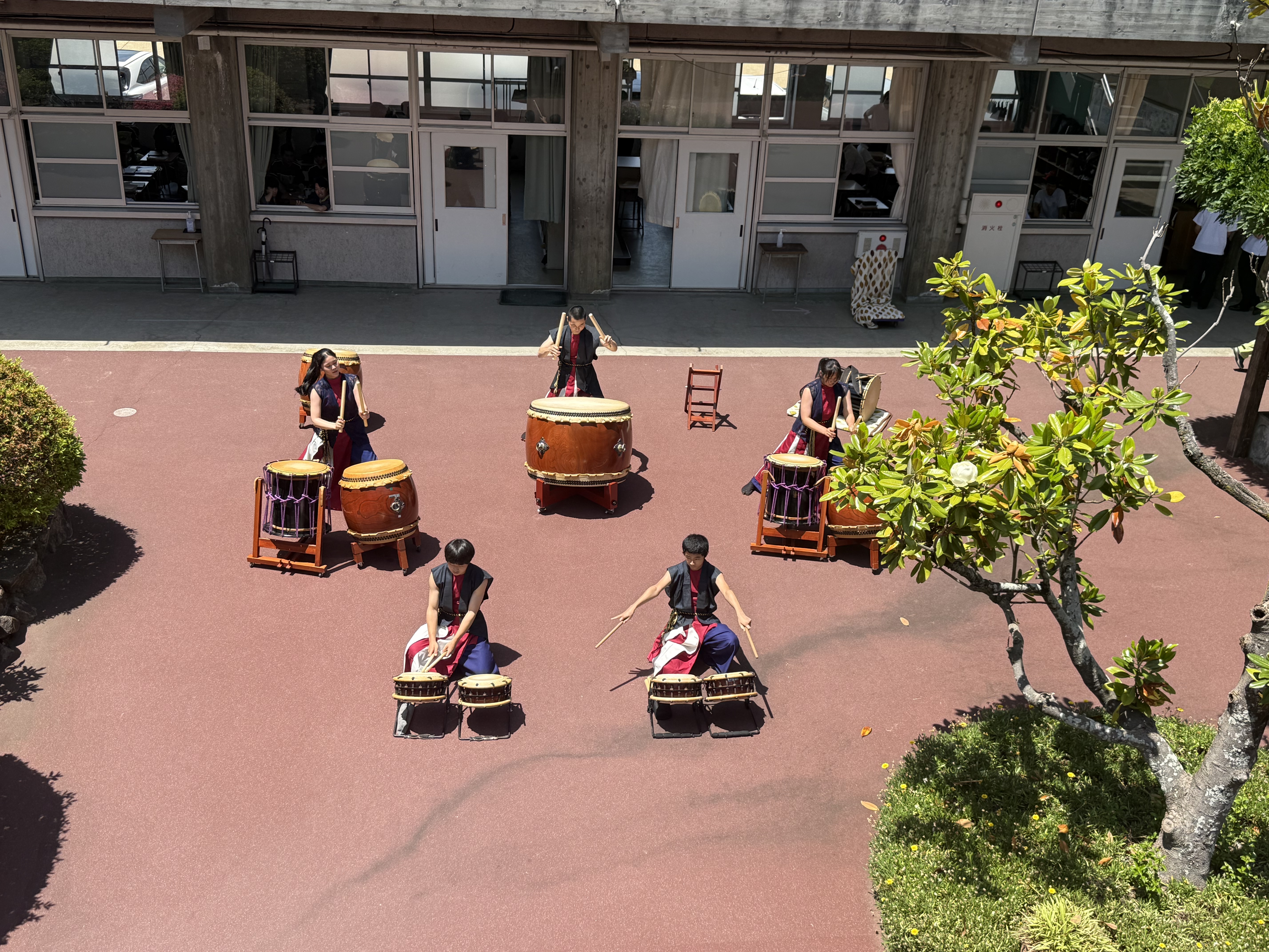 【和太鼓部】中庭コンサート
