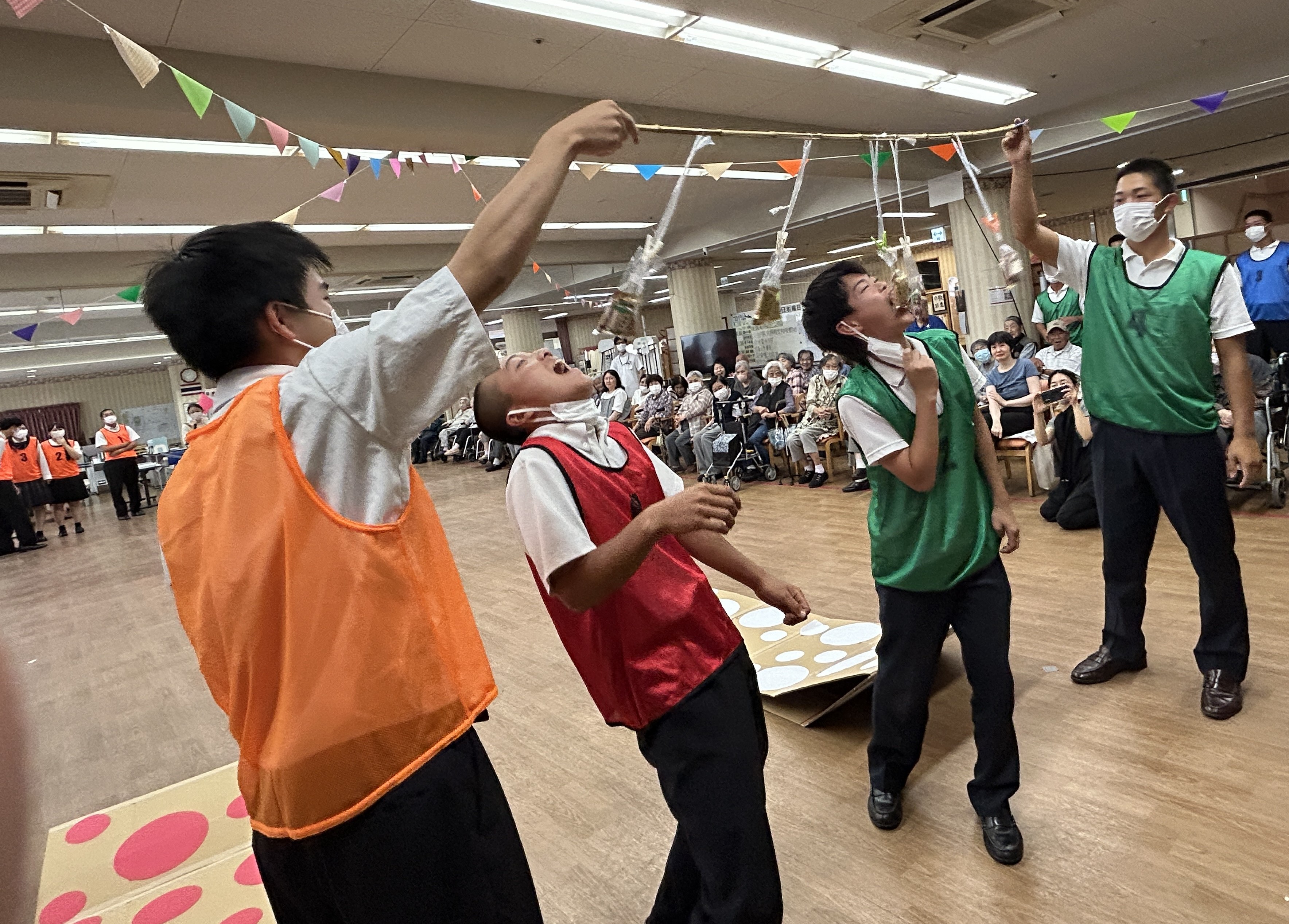 老人保健施設訪問(いるかの家)寄島町
